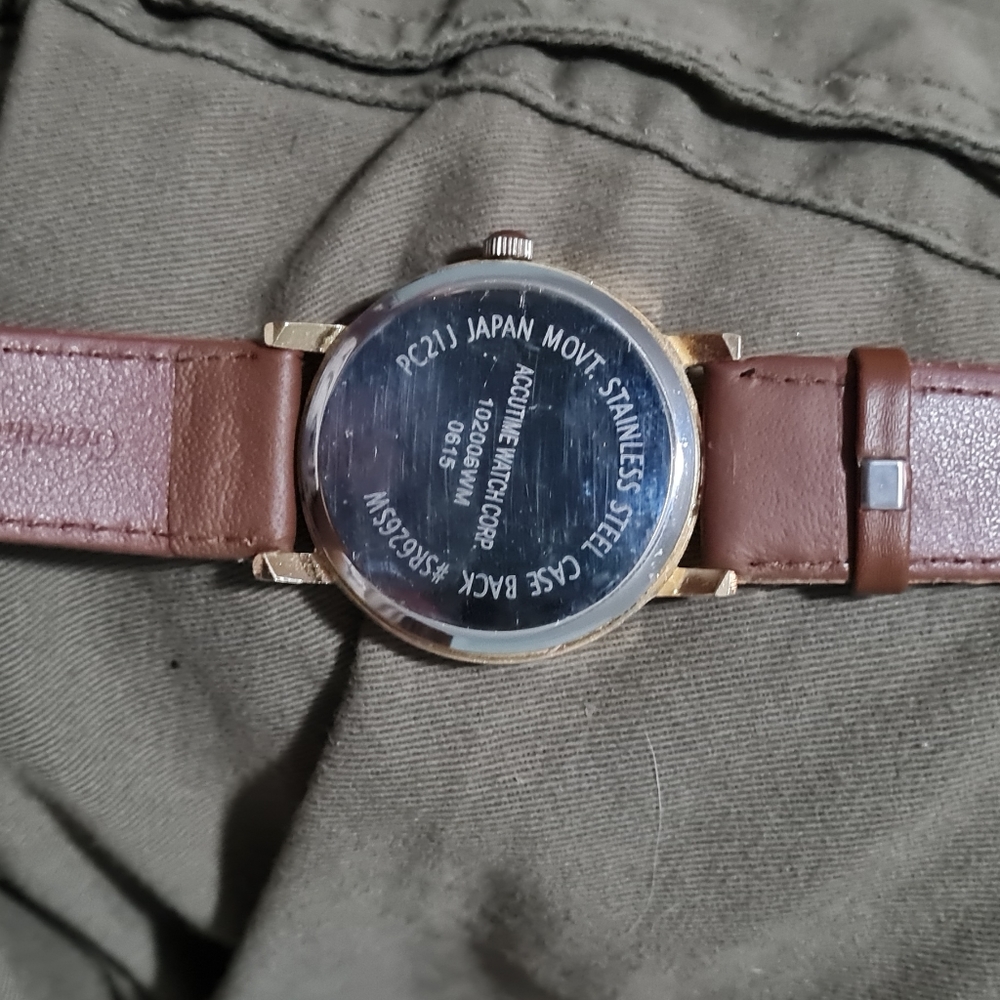 Accutime watch - Picture 2 of 2
